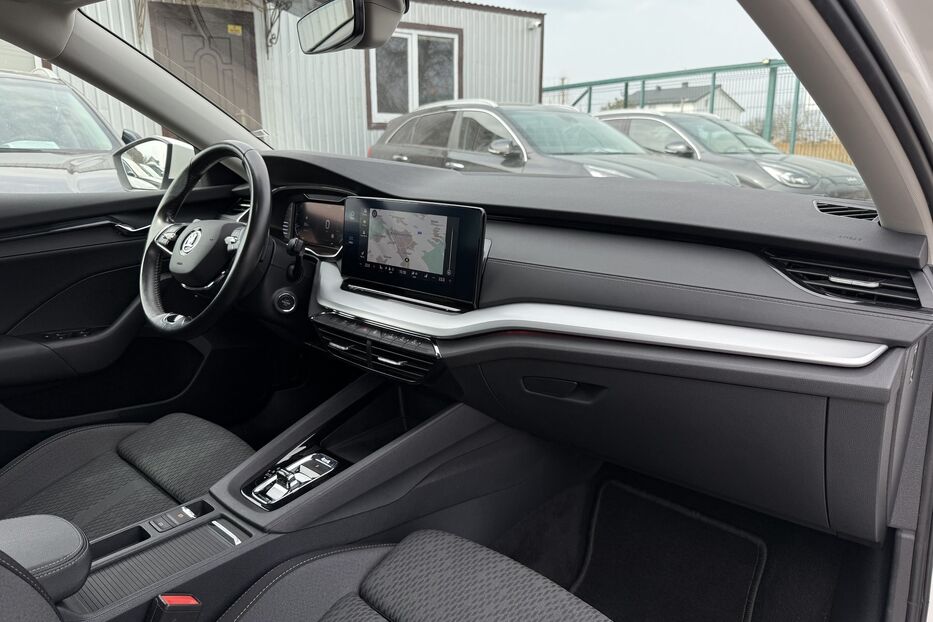 Продам Skoda Octavia A8  2.0 TDI 150к.с АТ 4х4 МАСАЖ 2022 року у Львові