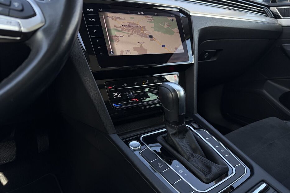 Продам Volkswagen Passat B8 2.0TDI 150к.с. ПАНОРАМА,КАМЕРА 2021 року у Львові