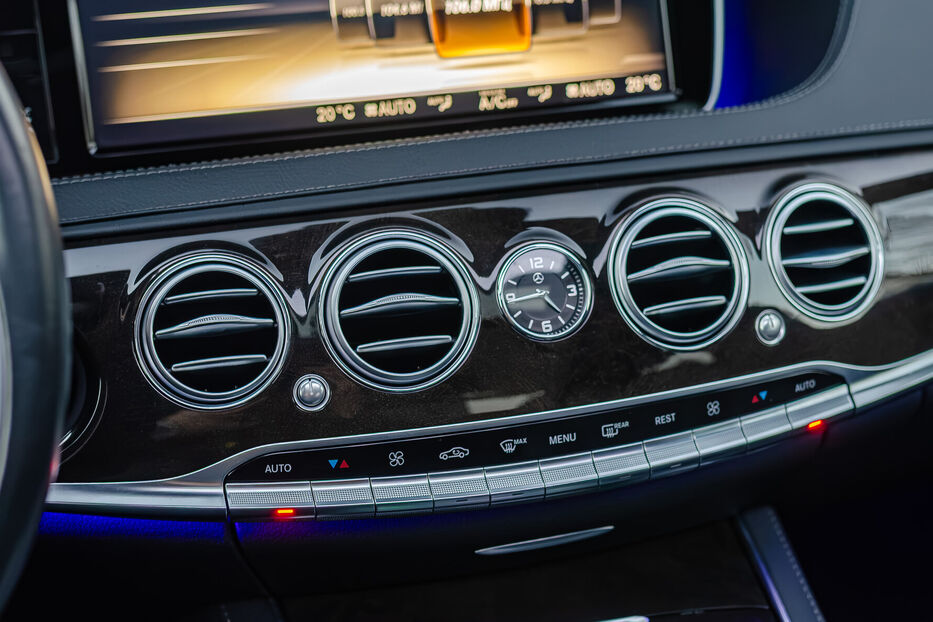Продам Mercedes-Benz S-Class 350d 2015 року у Києві