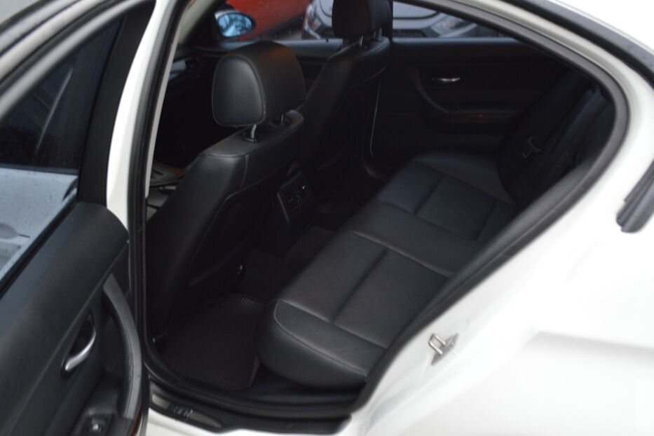Продам BMW 328 I Xdrive 2009 року у Одесі