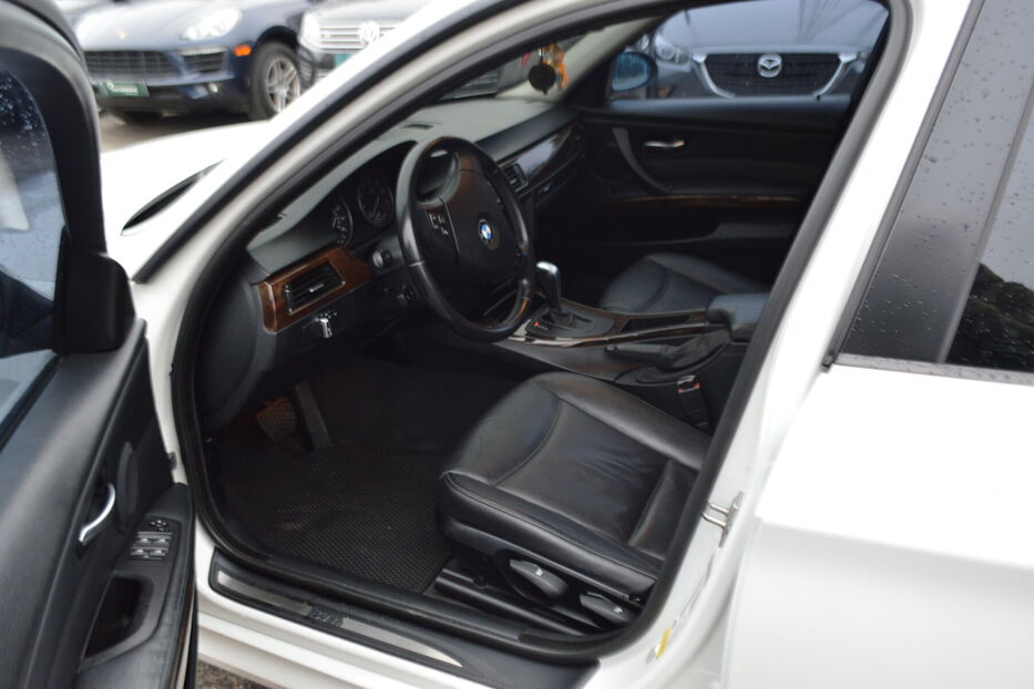 Продам BMW 328 I Xdrive 2009 року у Одесі
