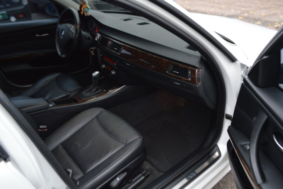 Продам BMW 328 I Xdrive 2009 року у Одесі