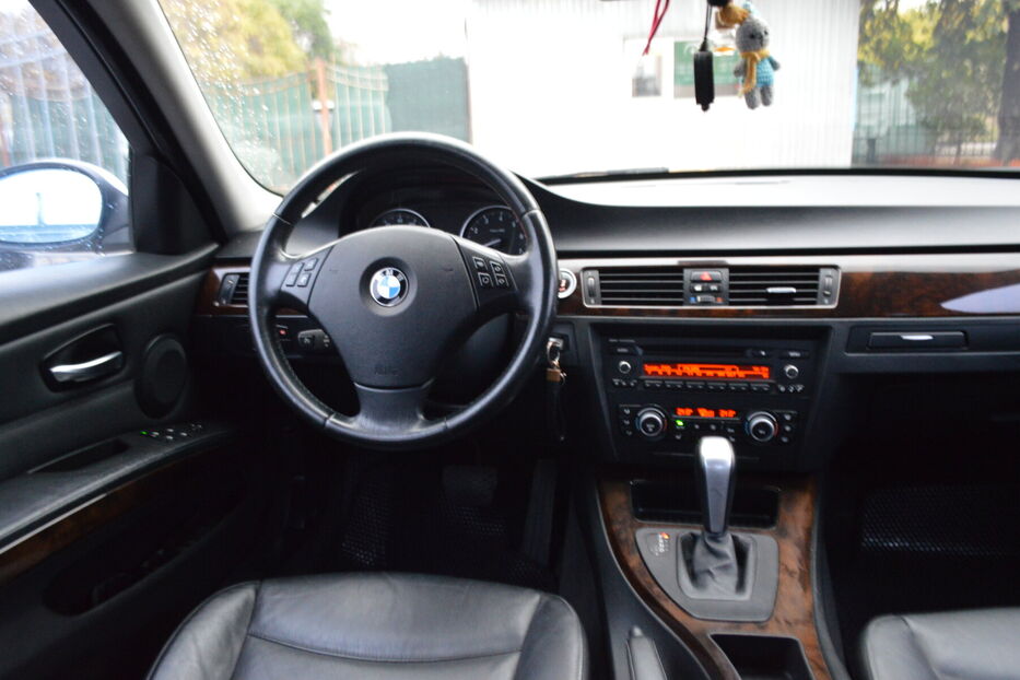 Продам BMW 328 I Xdrive 2009 року у Одесі