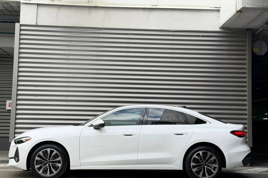 Продам Audi A5 Quattro Premium 2025 року у Києві