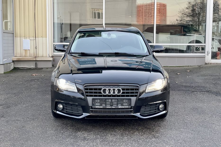 Продам Audi A4 TFSI 2010 года в Одессе