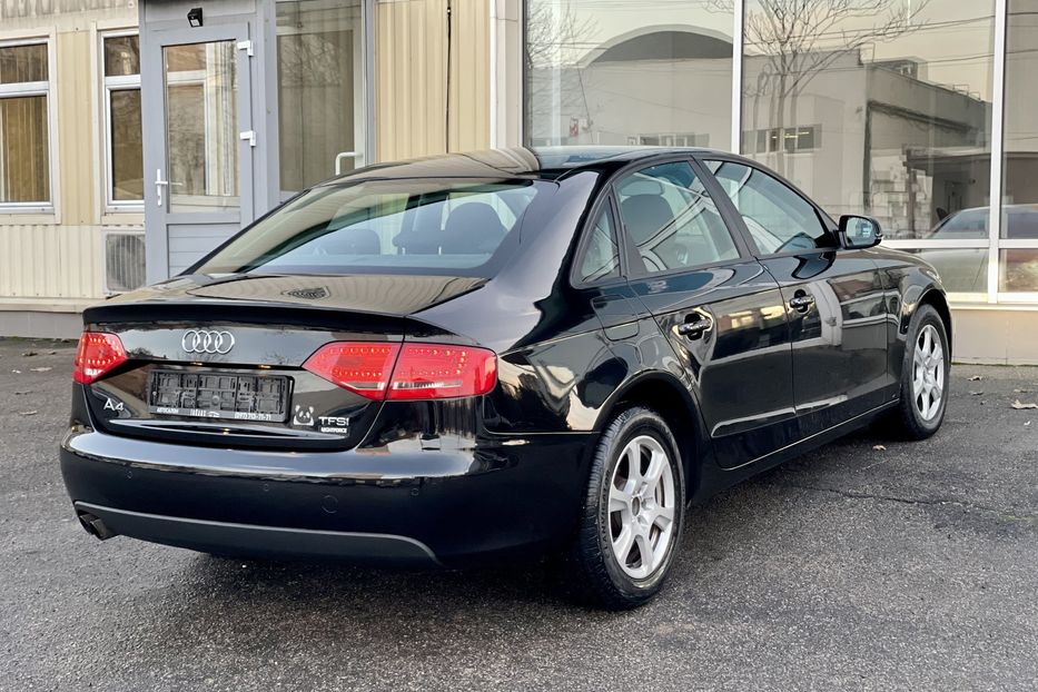 Продам Audi A4 TFSI 2010 года в Одессе