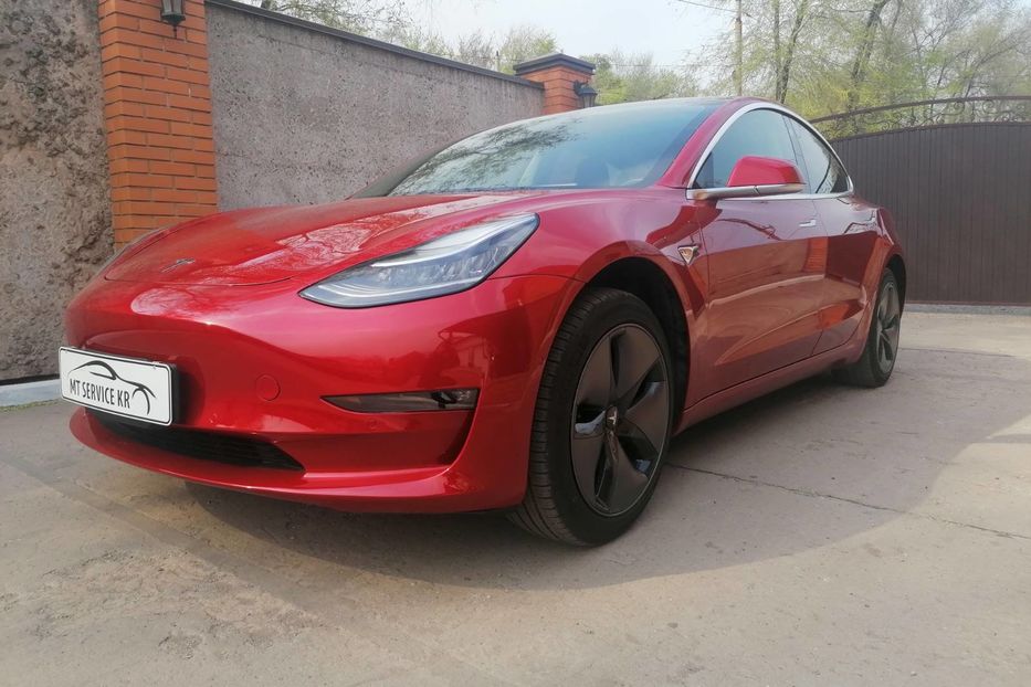 Продам Tesla Model 3  Long Range 2018 года в г. Кривой Рог, Днепропетровская область