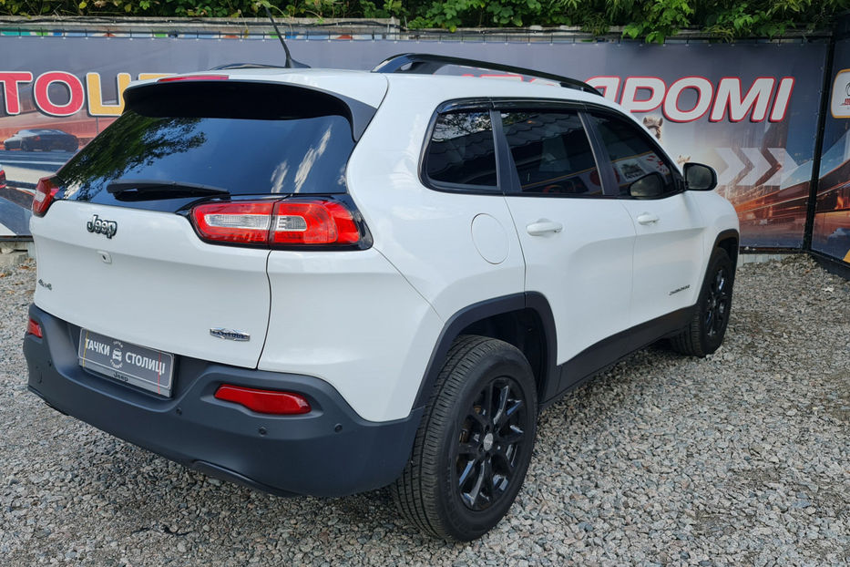 Продам Jeep Cherokee 2015 года в Киеве