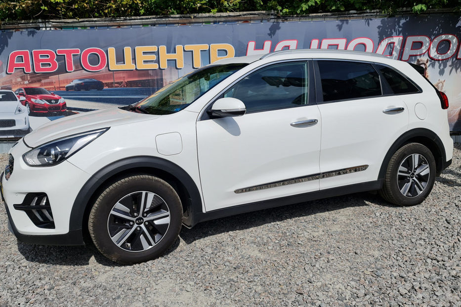 Продам Kia Niro 2020 года в Киеве