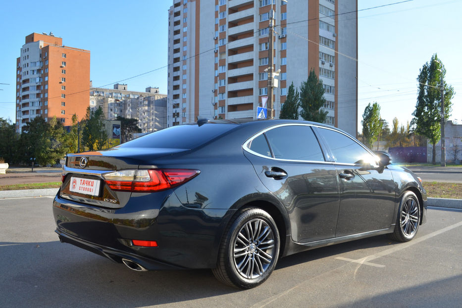 Продам Lexus ES 350 2017 года в Киеве