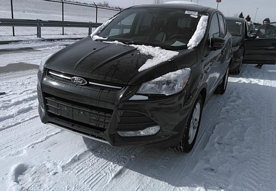 Продам Ford Escape 2014 года в Киеве